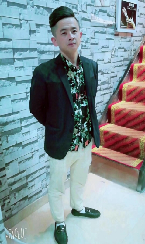 男人三十而立的第一张照片--潍坊相亲服务中心