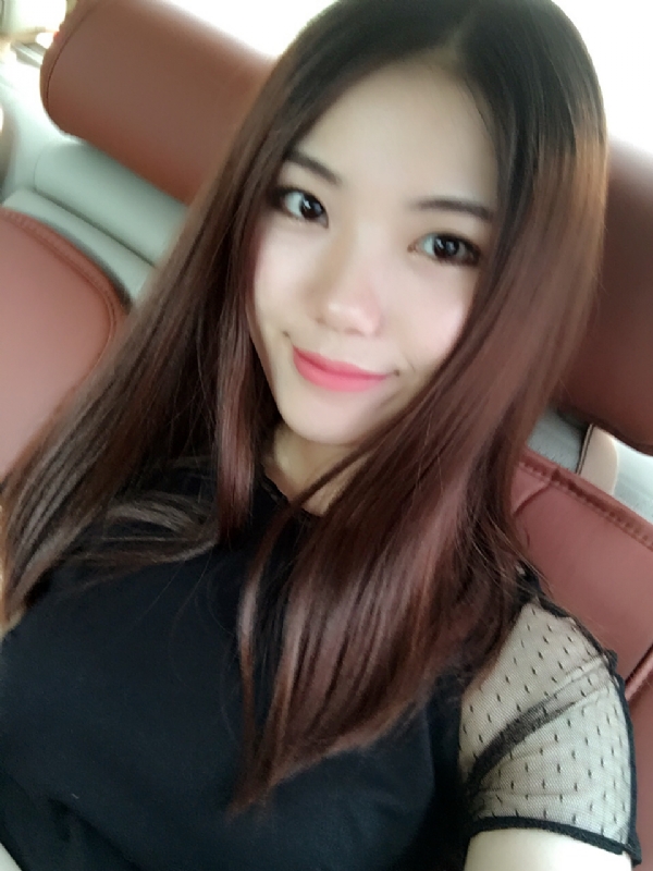 盛开的花朵的第二张照片--潍坊相亲服务中心