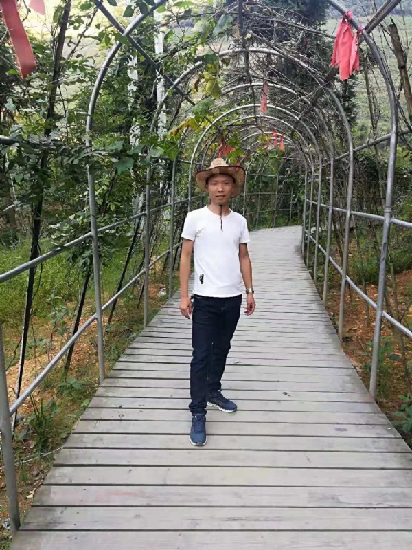 蓝天的第一张照片--潍坊相亲服务中心