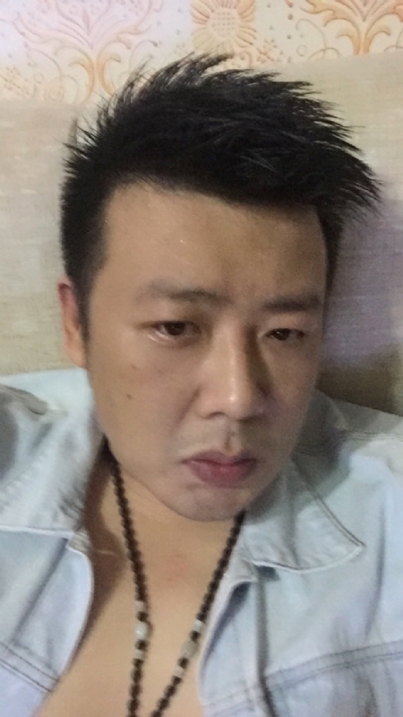 沐浴阳光的第一张照片--潍坊相亲服务中心