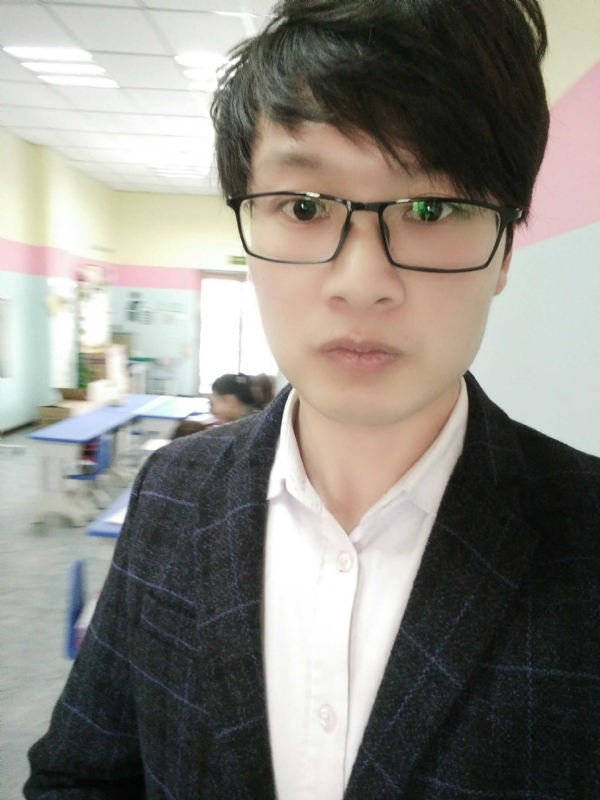 峰的呢喃的第一张照片--潍坊相亲服务中心