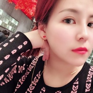 薇薇的第一张照片--潍坊相亲服务中心