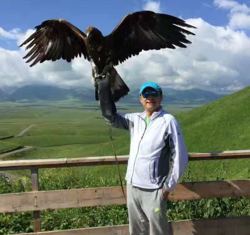 怀抱清风的第一张照片--潍坊相亲服务中心