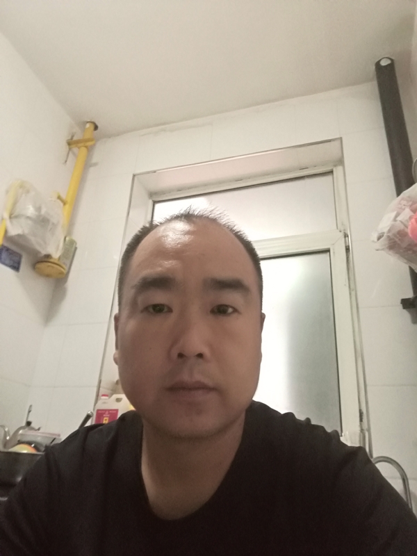 我的心很迷茫的第一张照片--潍坊相亲服务中心