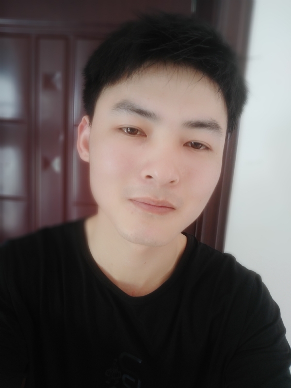 小情绪)っ的第一张照片--潍坊相亲服务中心