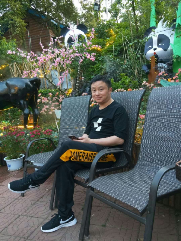 想家的第一张照片--潍坊相亲服务中心