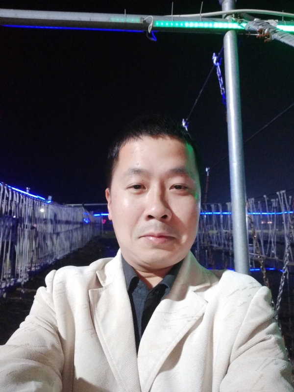 阿峰的第一张照片--潍坊相亲服务中心