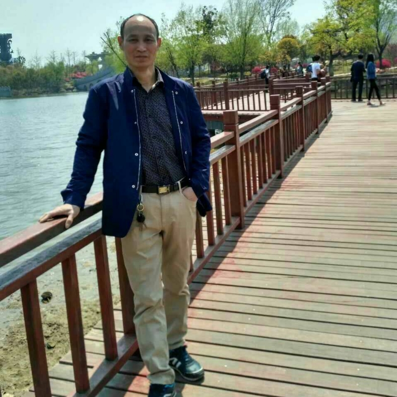 大随帅哥的第一张照片--潍坊相亲服务中心