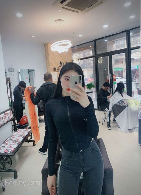 婷婷的第四张照片--潍坊相亲服务中心