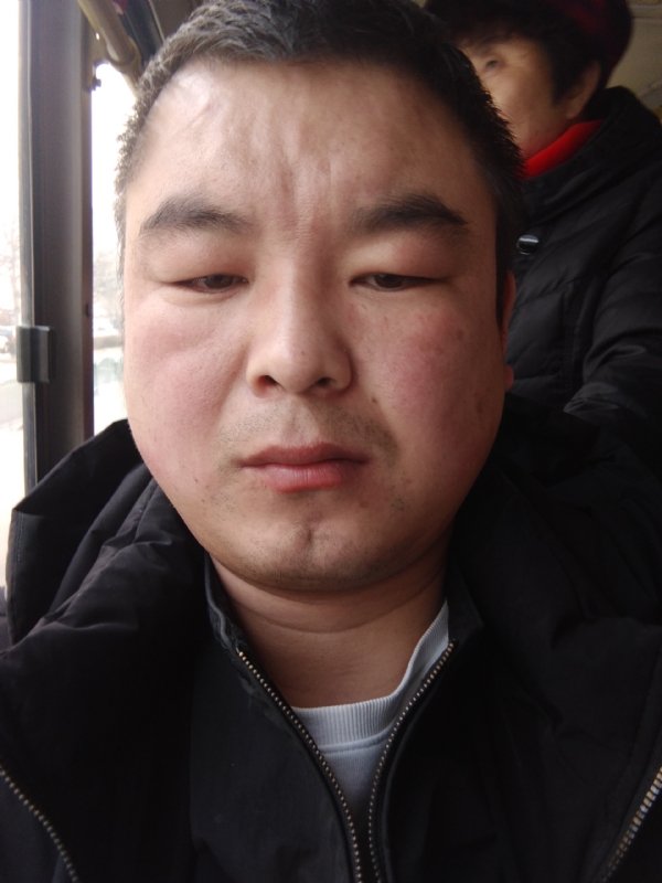 张延义的第一张照片--潍坊相亲服务中心