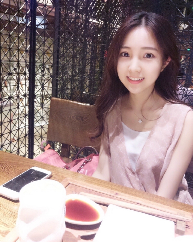 冰艳残阳的第二张照片--潍坊相亲服务中心