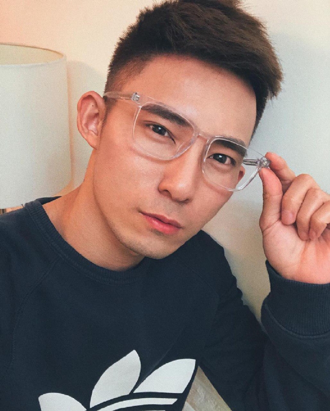 小伟的第一张照片--潍坊相亲服务中心