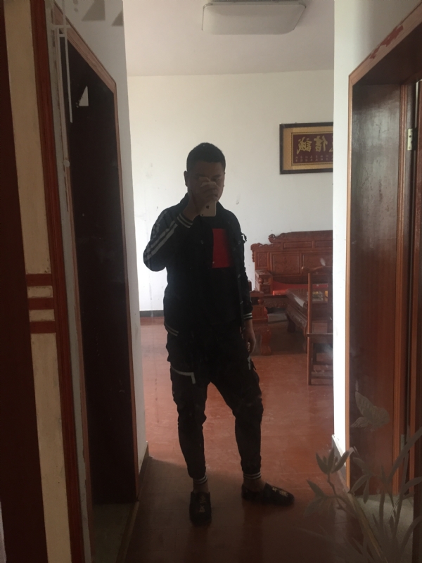 MC无所畏惧的第一张照片--潍坊相亲服务中心