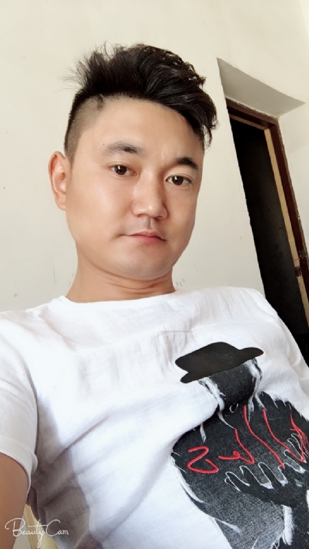 yang的第一张照片--潍坊相亲服务中心