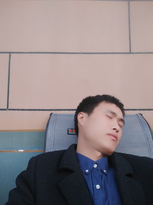 有钱爱情才能长久的第一张照片--潍坊相亲服务中心