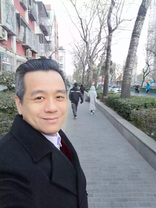 球控的第一张照片--潍坊相亲服务中心