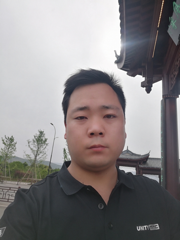 微笑的第一张照片--潍坊相亲服务中心