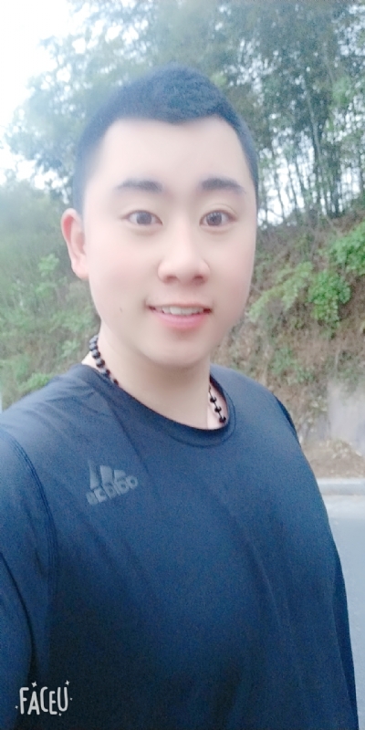 帅小伙的第一张照片--潍坊相亲服务中心