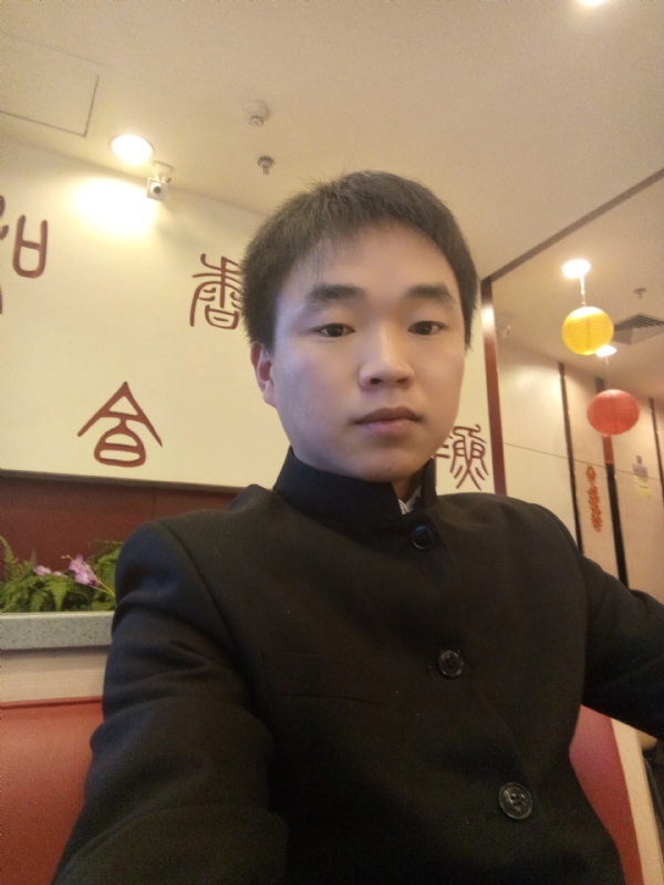 夜凉露沾衣的第一张照片--潍坊相亲服务中心