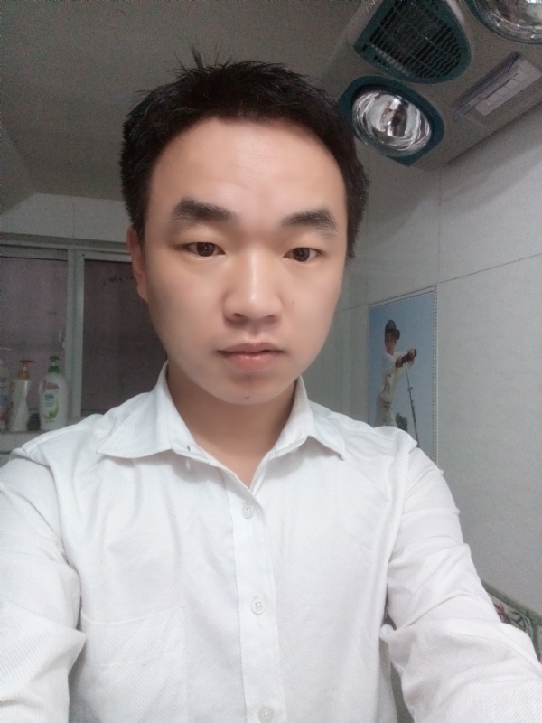 夜凉露沾衣的第二张照片--潍坊相亲服务中心