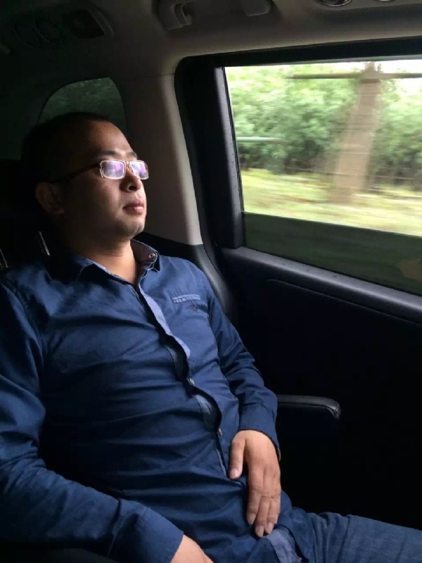 世界那么大的第三张照片--潍坊相亲服务中心