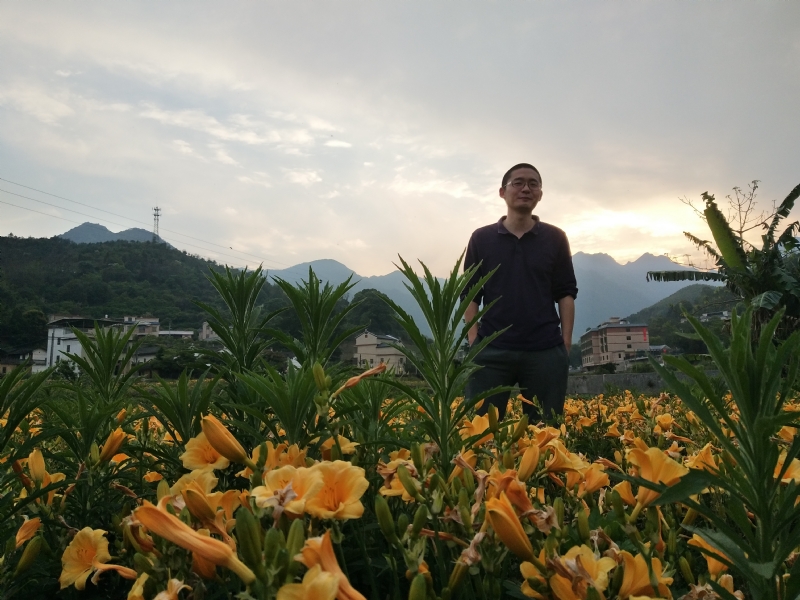 黄晓东的第一张照片--潍坊相亲服务中心