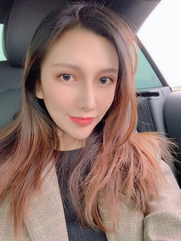 李岚Lancy的第一张照片--潍坊相亲服务中心