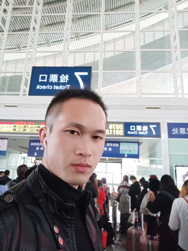 一叶知秋的第一张照片--潍坊相亲服务中心