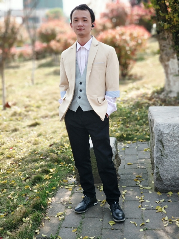 四叶草的第一张照片--潍坊相亲服务中心