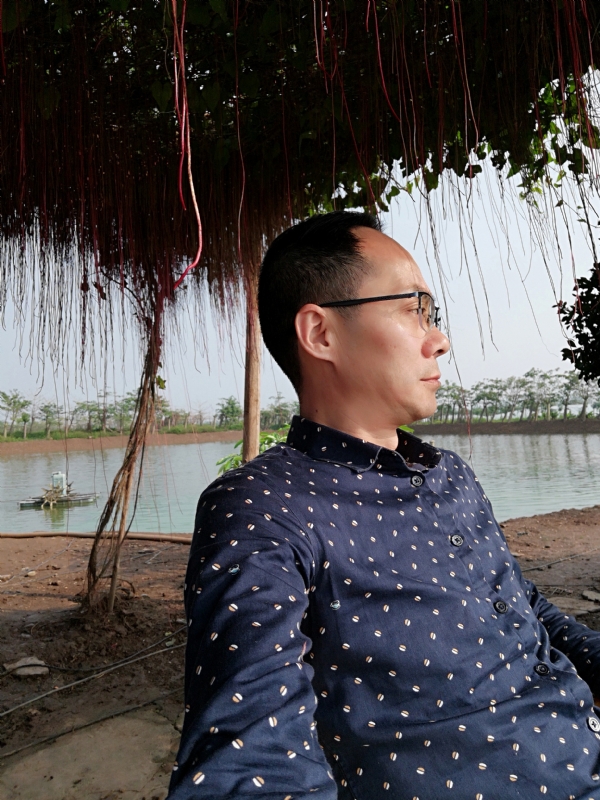 守望烟云的第一张照片--潍坊相亲服务中心