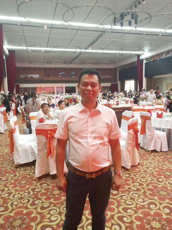 五月酷猪的第一张照片--潍坊相亲服务中心