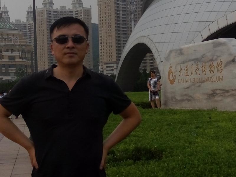 豁达的第一张照片--潍坊相亲服务中心