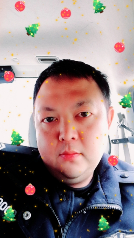 恨孤独的第一张照片--潍坊相亲服务中心