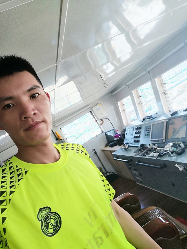 眼里都是你的第一张照片--潍坊相亲服务中心