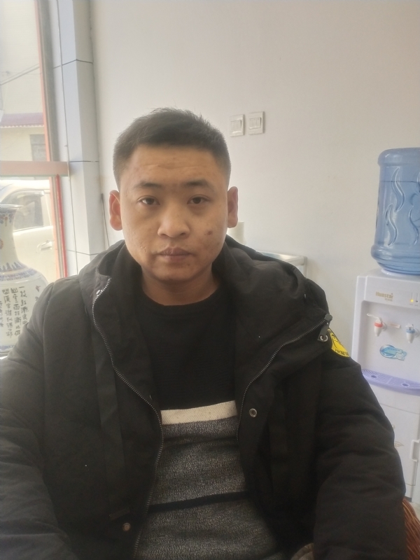 瞿波的第一张照片--潍坊相亲服务中心