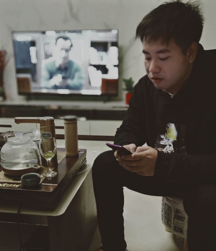 嗯今年能脱单吗的第一张照片--潍坊相亲服务中心