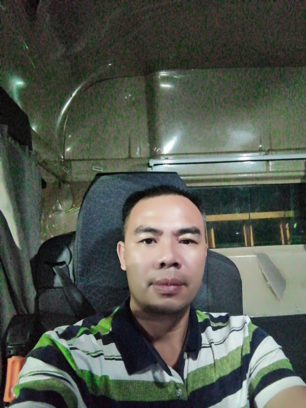 疯一般的爱恋的第一张照片--潍坊相亲服务中心