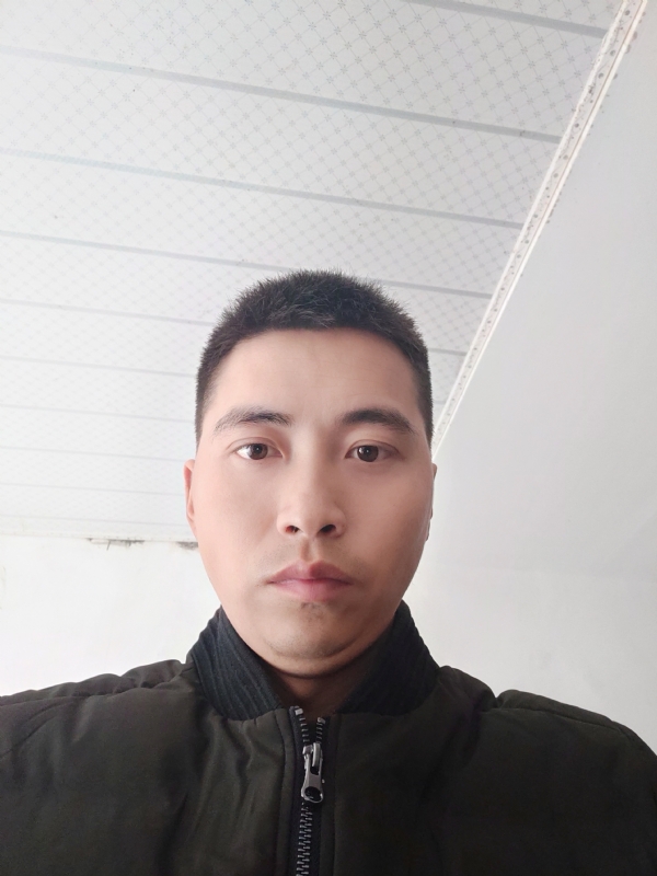 远望星空的第一张照片--潍坊相亲服务中心