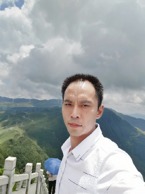 LXZ的第一张照片--潍坊相亲服务中心