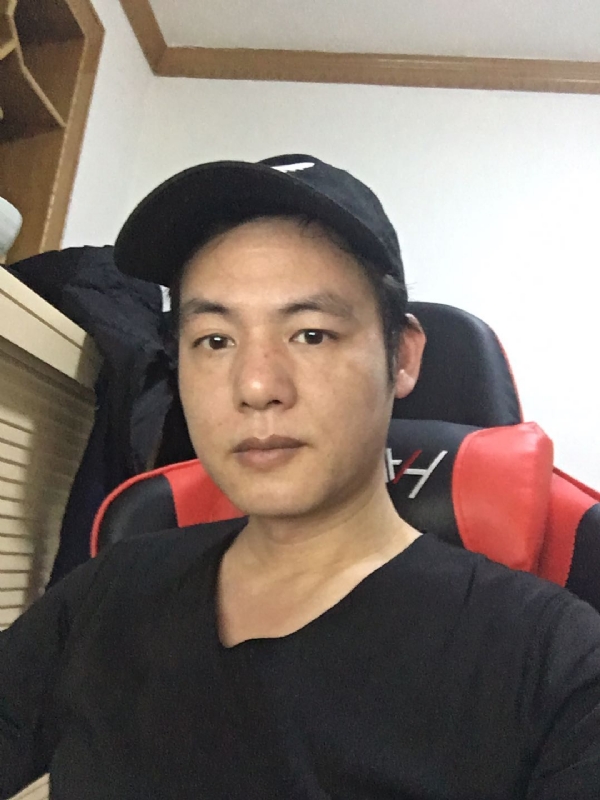 扛枪打鸟的第一张照片--潍坊相亲服务中心