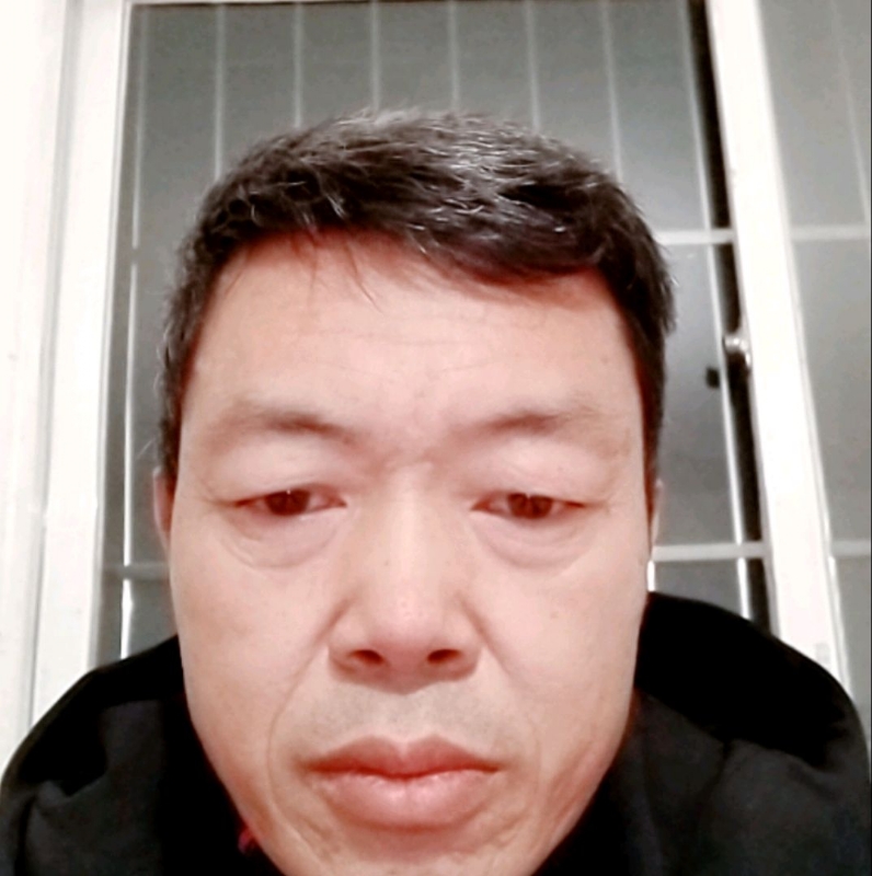 心静的第一张照片--潍坊相亲服务中心