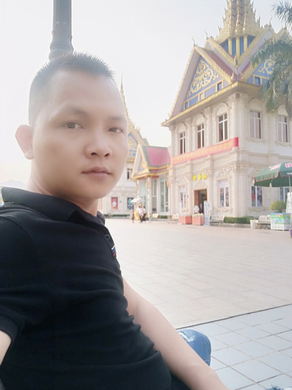 漂泊者的第一张照片--潍坊相亲服务中心