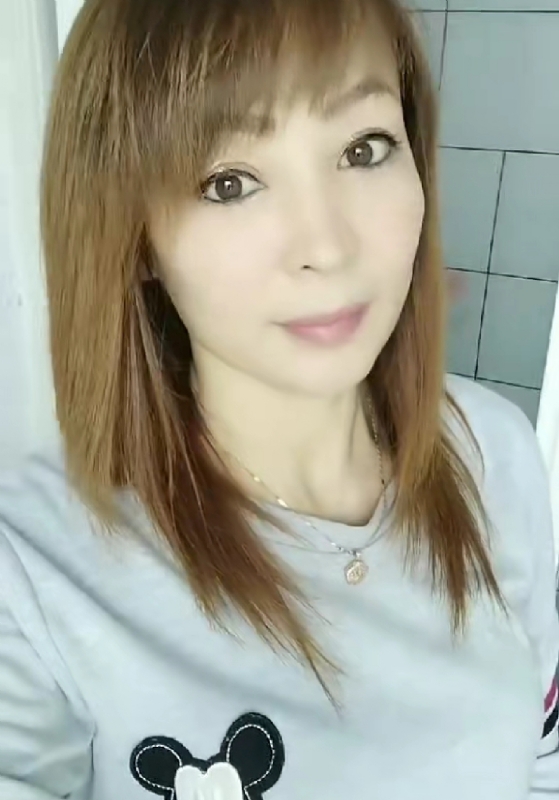 魅力白玲的第一张照片--潍坊相亲服务中心