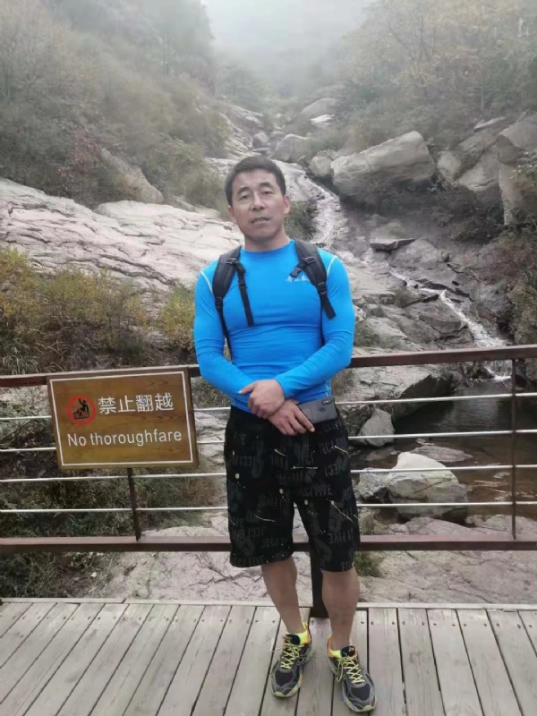 四季阳光的第一张照片--潍坊相亲服务中心