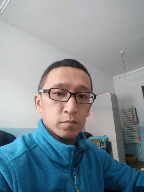 晓峰的第三张照片--潍坊相亲服务中心