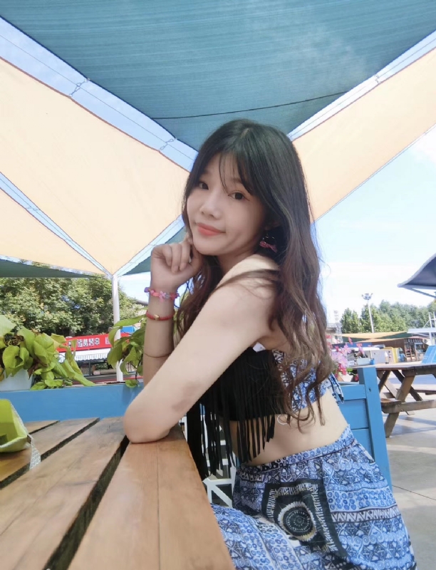 诗雨的第一张照片--潍坊相亲服务中心