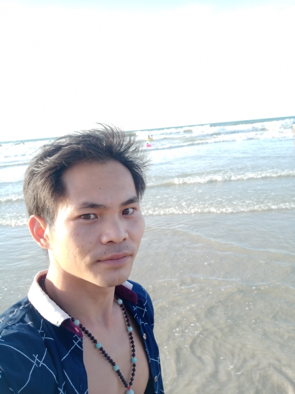 爱已欠费的第一张照片--潍坊相亲服务中心