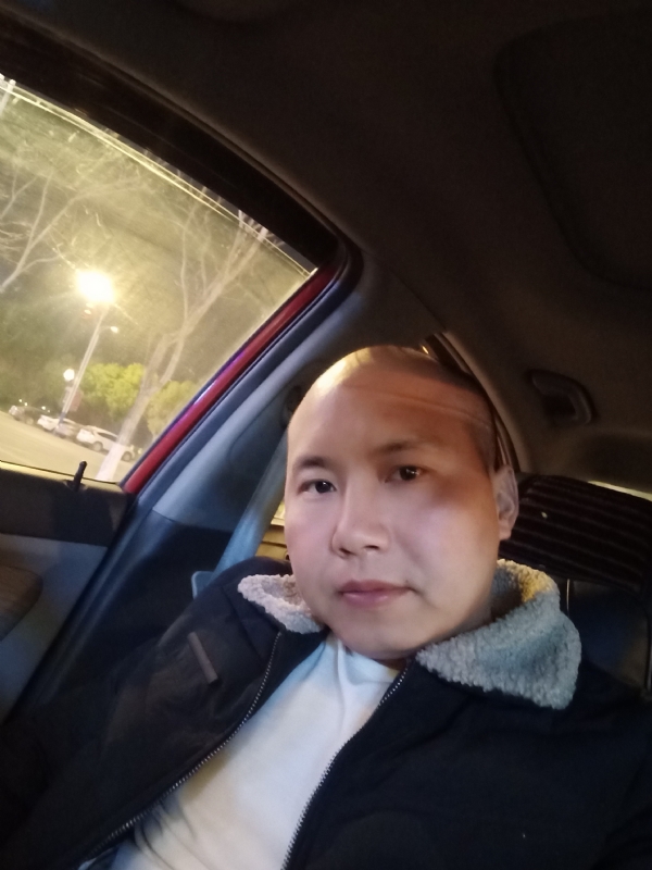 平平淡淡的第二张照片--潍坊相亲服务中心