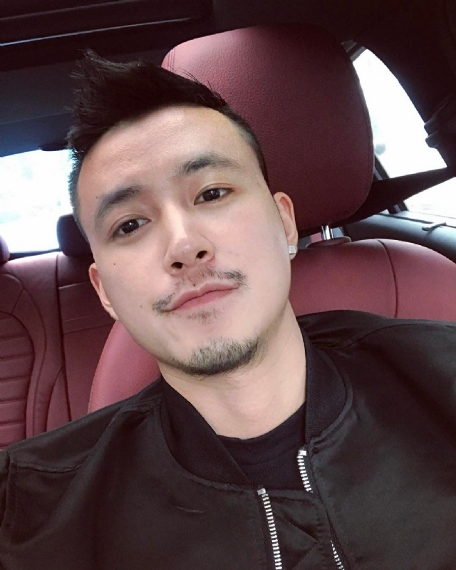 隆刘的第一张照片--潍坊相亲服务中心