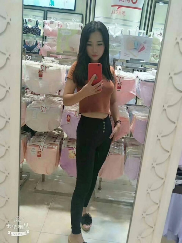 小可爱的第一张照片--潍坊相亲服务中心